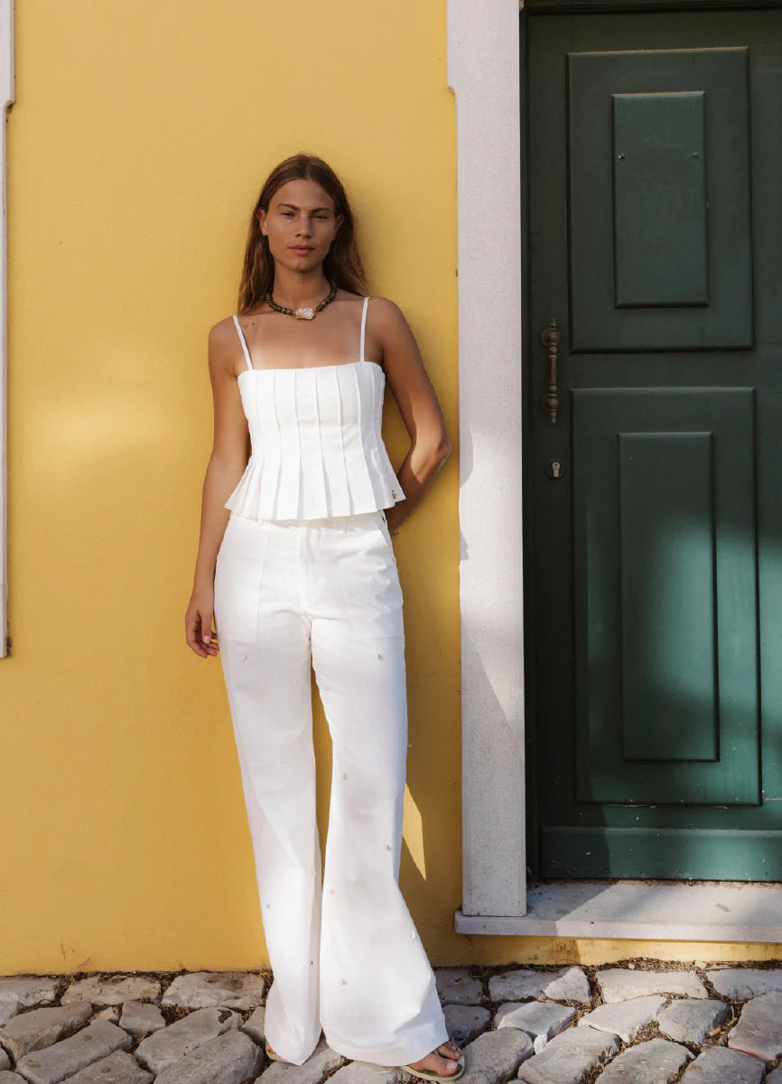 SHELL CROP TOP
